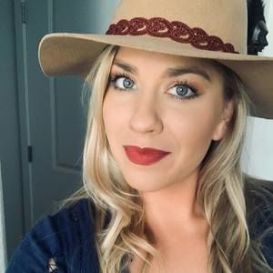 Meet your Posher, Lindsey